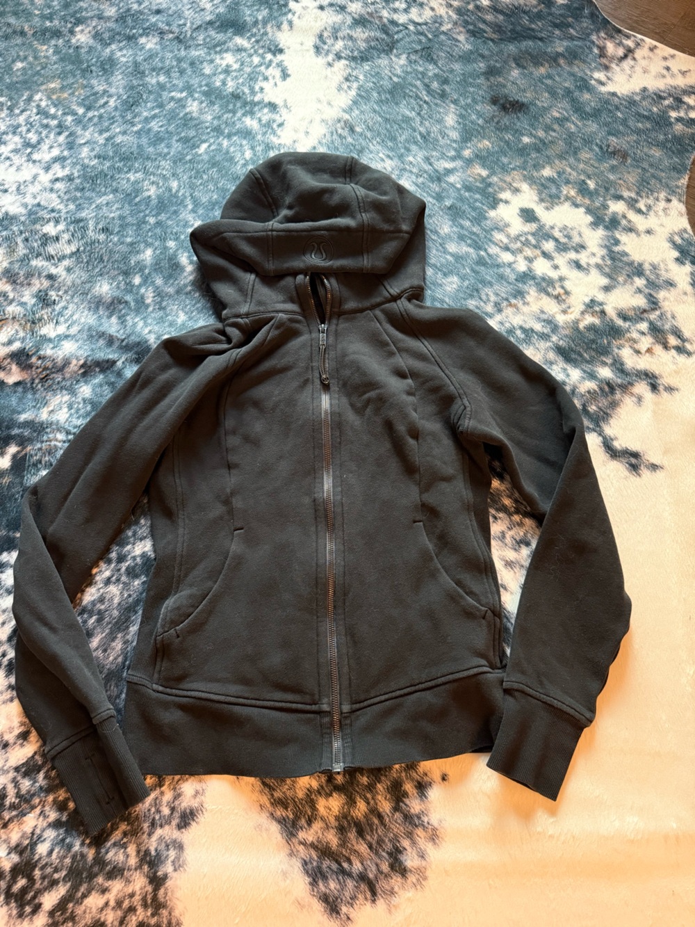 Lululemon Women’s Full Length Scuba Zip Up Sweatshirt